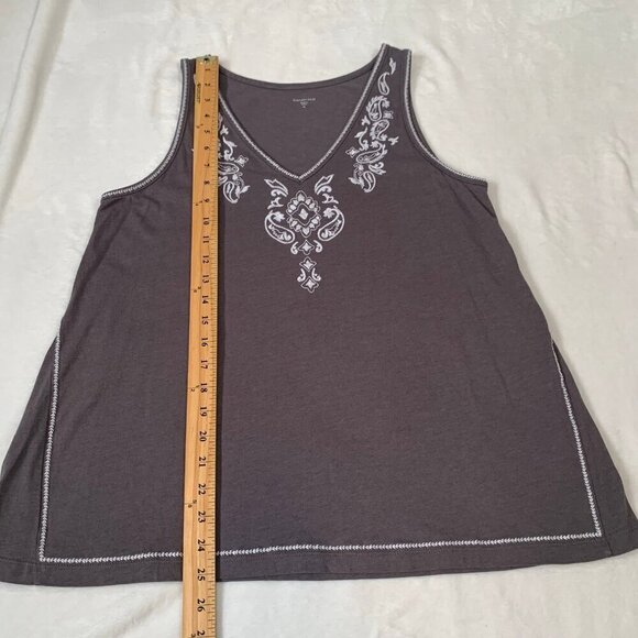 Garnet Hill embroidered cotton blend sleeveless flowy casual tank top - Picture 8 of 8
